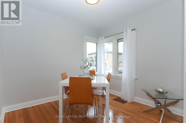 29565528/274-queen-mary-street/overbrookcastle-heights/ottawa/ontario/K1K1X2_8