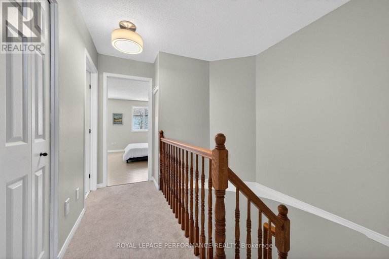 29662790/3835-crowsnest-avenue/quinterra/ottawa/ontario/K1V1K4_23