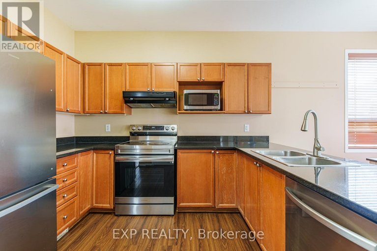 29636240/356-west-ridge-drive/stittsville-south/ottawa/ontario/K2S2G8_9