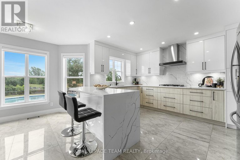 29223191/7474-mitch-owens-road/osgoode-twp-north-of-reg-rd-6/ottawa/ontario/K4P1K9_8