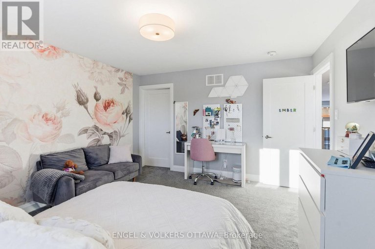 29179419/640-meadowridge-circle/carp/ottawa/ontario/K0A1L0_28