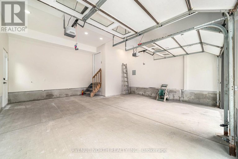 28891517/19-newland-drive/hearts-desire/ottawa/ontario/K2J3Z8_37