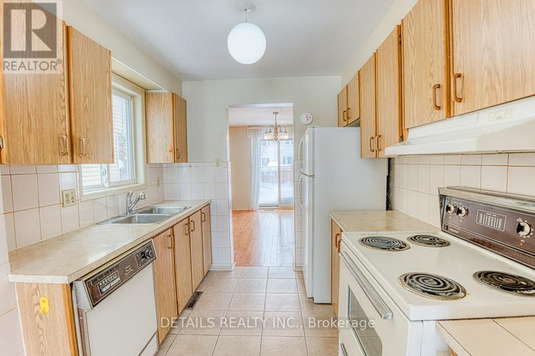 27963218/419-viewmount-drive/borden-farmstewart-farmcarleton-heightsparkwood-hills/ottawa/ontario/K2E7P1_8