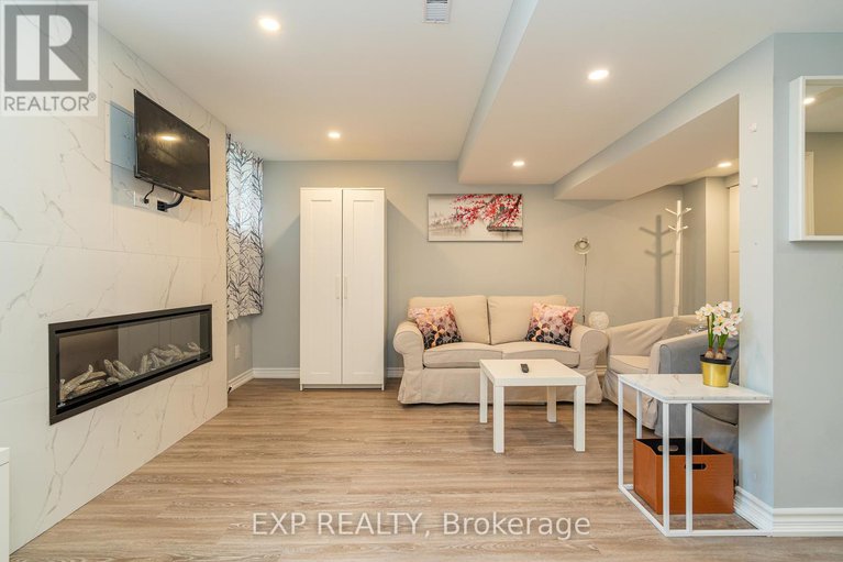 28799633/25-solaris-drive/emerald-meadowstrailwest/ottawa/ontario/K2M0L6_29