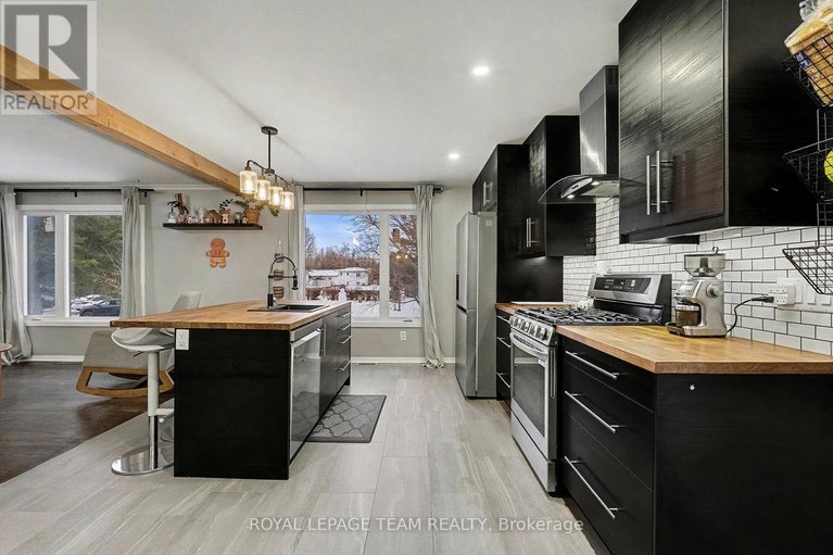 29196354/3229-wild-cherry-drive/osgoode/ottawa/ontario/K0A2W0_11