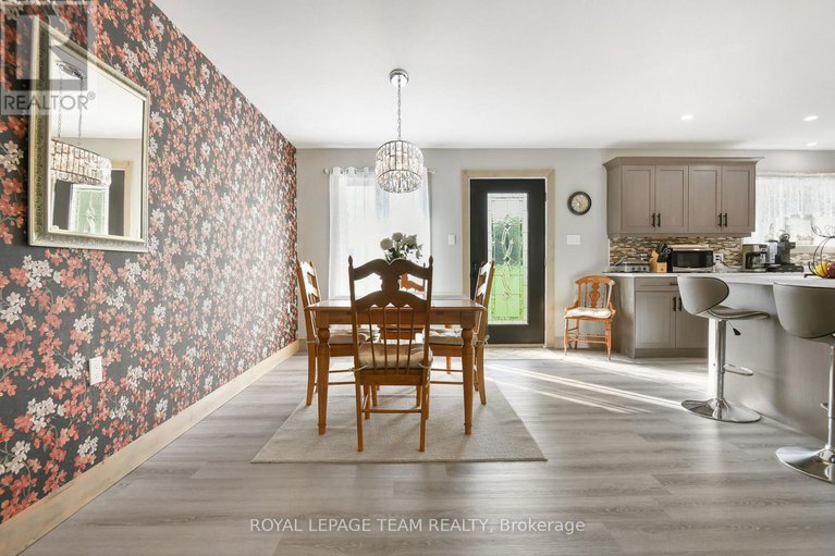 28622757/1016-castleford-road/horton-twp/horton/ontario/K7V3Z8_19