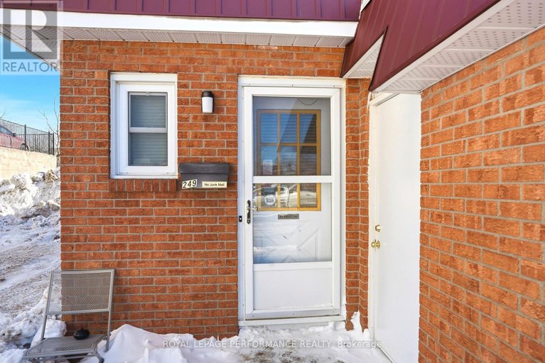 29371477/94-249-romulus-private/carson-meadows/ottawa/ontario/K1K3Y2_3