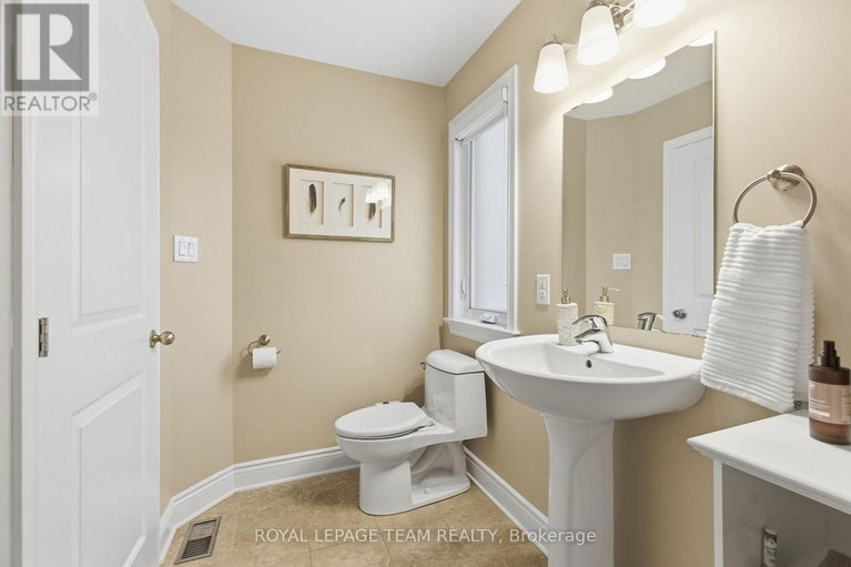 29184737/3362-carling-avenue/crystal-beach/ottawa/ontario/K2H0A7_36