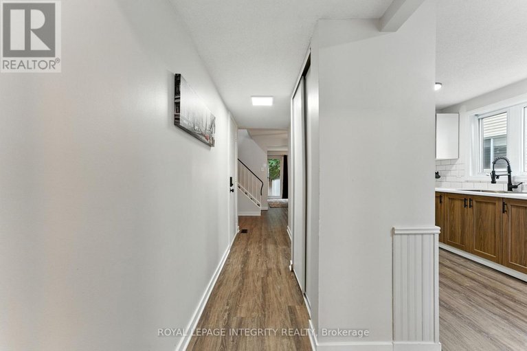 28843090/7900-decarie-drive/orleans-wood/ottawa/ontario/K1C2K3_6