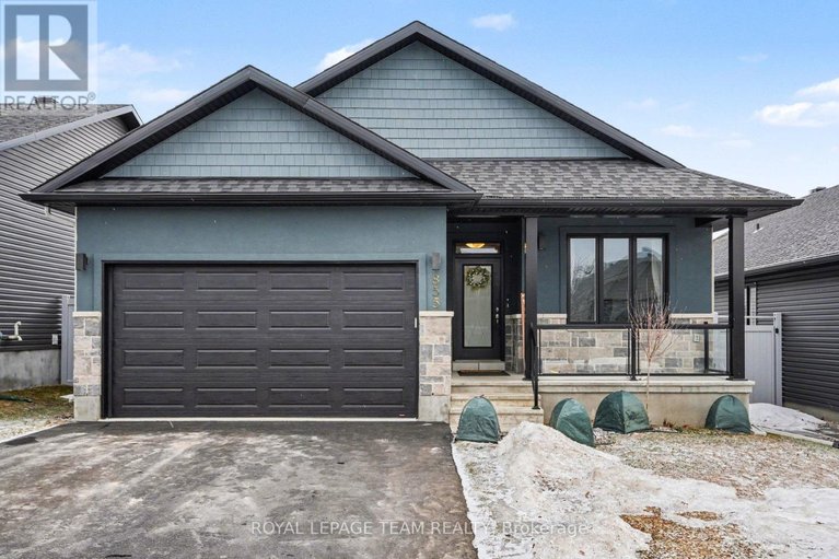 29469696/855-reaume-street/mississippi-mills-ramsay-twp/mississippi-mills/ontario/K0A1A0_1