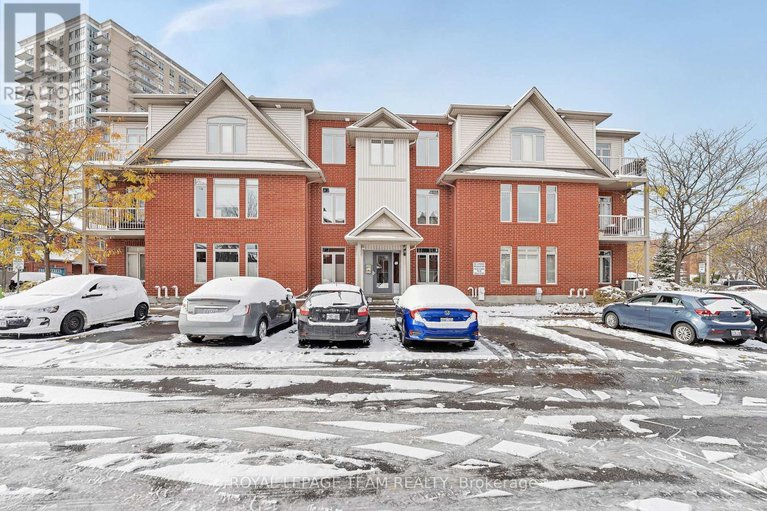 28889910/b-250-meilleur-private/vanier/ottawa/ontario/K1L0A3_1