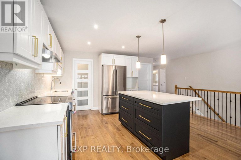 29216899/701-azure-street/russell-twp/russell/ontario/K4R0E5_9