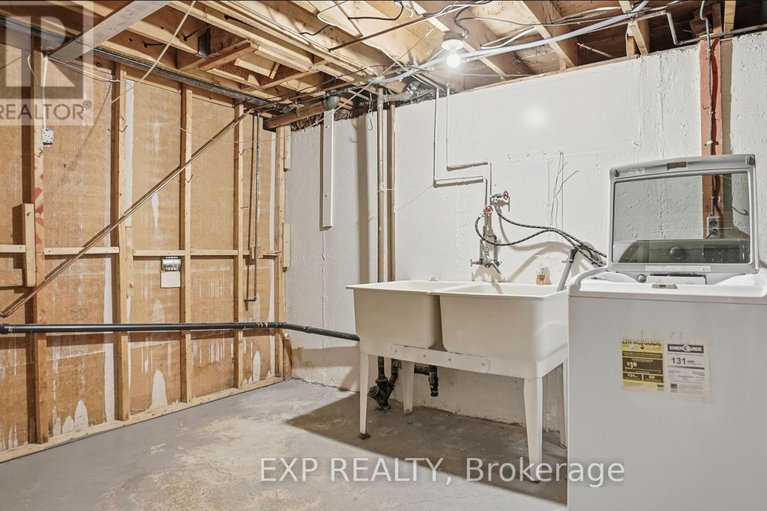 29285178/20-wallford-way/city-viewskylinefisher-heightsparkwood-hills/ottawa/ontario/K2E6B4_34