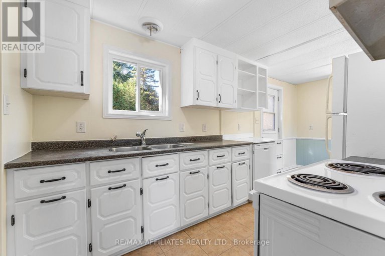 28892154/5-fringewood-drive/fringewood/ottawa/ontario/K2S1T1_16