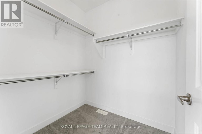 28910916/27-peony-lane/riverside-southgloucester-glen/ottawa/ontario/K4M0M3_33