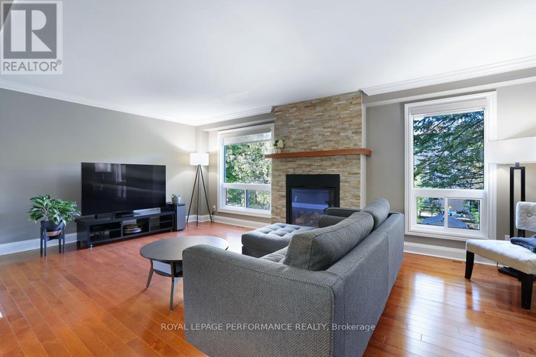 28992584/21-arbordale-crescent/centrepointe/ottawa/ontario/K2G5C7_16