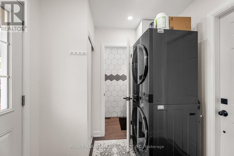 28389026/2714-hickson-crescent/redwood-park/ottawa/ontario/K2H6Y6_15