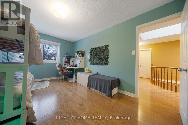 29255006/32-marble-arch-crescent/centrepointe/ottawa/ontario/K2G5S3_31