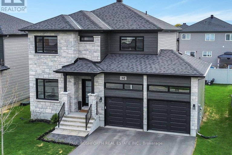 29685315/624-geneva-crescent/embrun/russell/ontario/K0A1W0_2