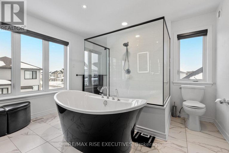 28284829/165-finsbury-avenue/stittsville-south/ottawa/ontario/K2S2P5_26