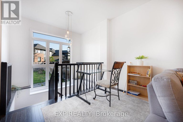 28328665/137-hawkeswood-drive/riverside-southgloucester-glen/ottawa/ontario/K4M0E6_15