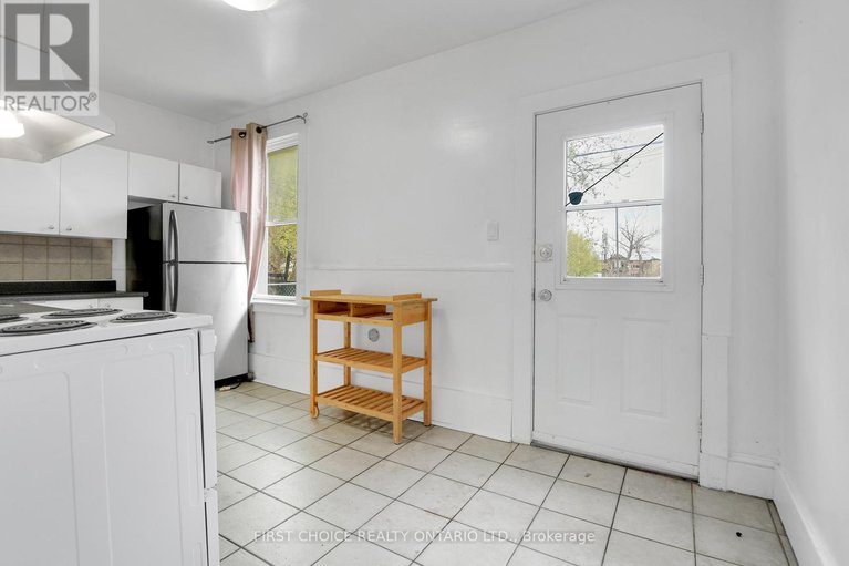 28322285/293-powell-avenue/west-centre-town/ottawa/ontario/K1S2A6_12