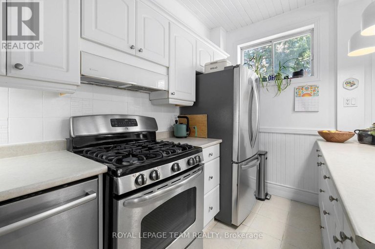 29645613/45-springfield-road/lindenlea/ottawa/ontario/K1M1C8_8