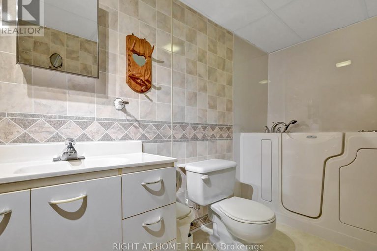 29149892/144-sandra-crescent/town-of-rockland/clarence-rockland/ontario/K4K1R7_30