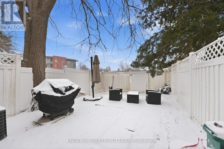 29615364/34-alison-korn-private/bells-corners/ottawa/ontario/K2H8M6_29