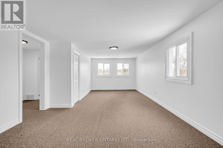 28292982/2486-county-rd-18-road/kemptville/north-grenville/ontario/K0G1J0_43