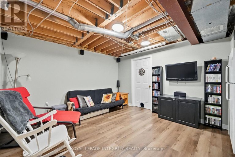 29646948/675-potvin-avenue/town-of-rockland/clarence-rockland/ontario/K4K1H2_37