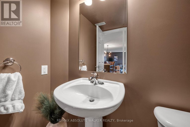 28759527/102-brentmore-private/avalon-east/ottawa/ontario/K4A0B7_26