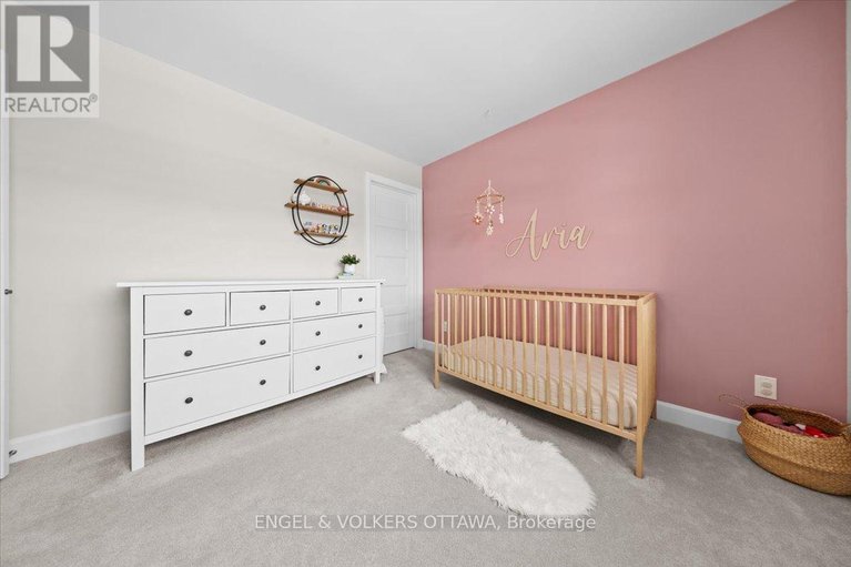 29402076/624-geneva-crescent/embrun/russell/ontario/K0A1W0_29