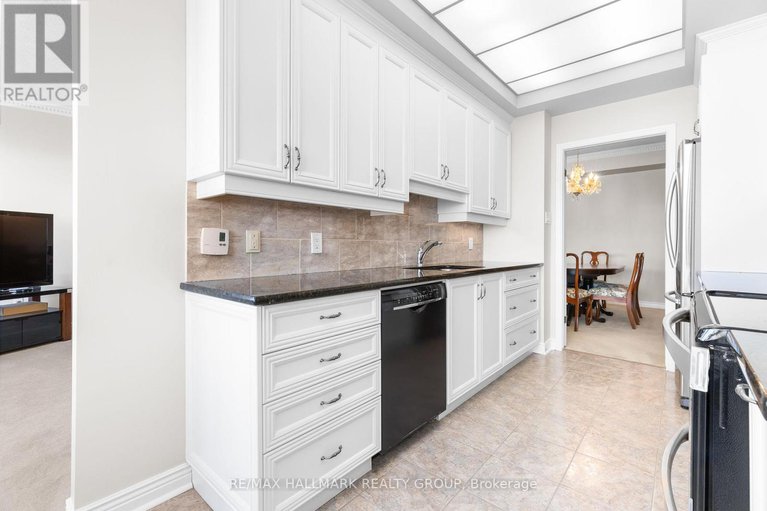 29018589/2403-1480-riverside-drive/riverview-park/ottawa/ontario/K1G5H2_9
