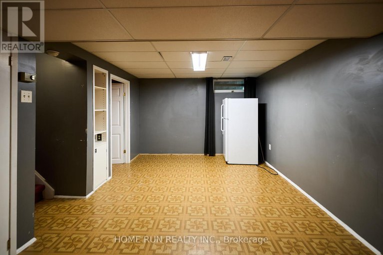 28873097/20-thiessen-crescent/katimavik/ottawa/ontario/K2L2M3_36