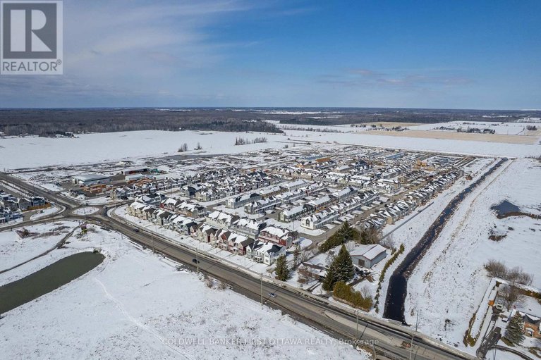 28161394/834-bascule-place/btwn-franktown-rd-fallowfield-rd/ottawa/ontario/K0A2Z0_34