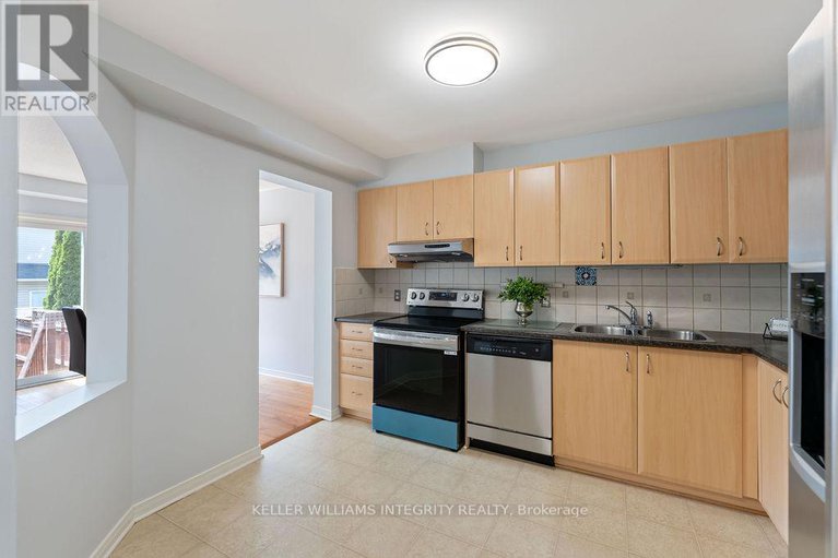 28485632/164-sorento-street/strandherd/ottawa/ontario/K2J0B4_14