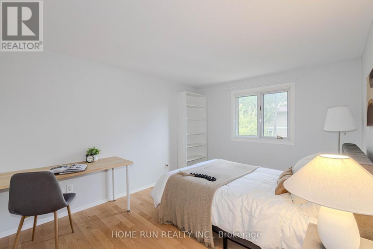28636833/30-turret-court/glencairnhazeldean/ottawa/ontario/K2L2L1_25