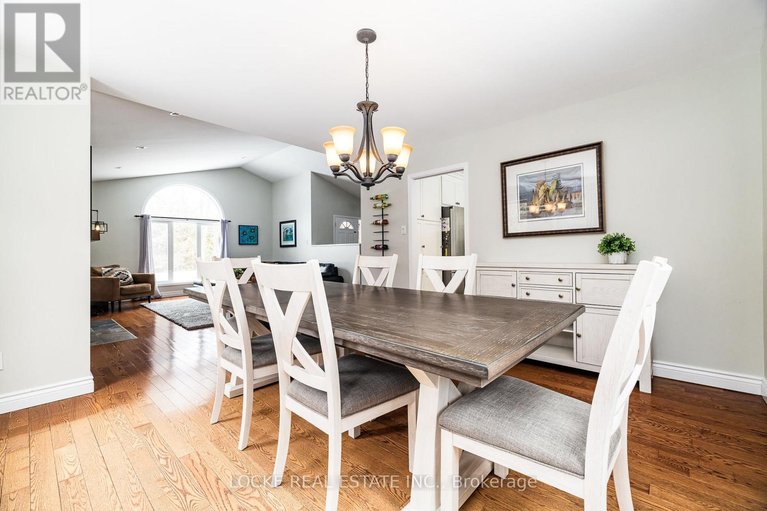 29449674/6492-waddion-drive/greely/ottawa/ontario/K4P1E7_21