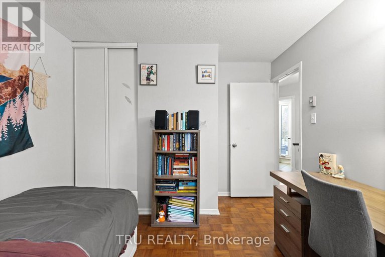 29068973/37-24-compata-way/blackburn-hamlet-south/ottawa/ontario/K1B4W9_26