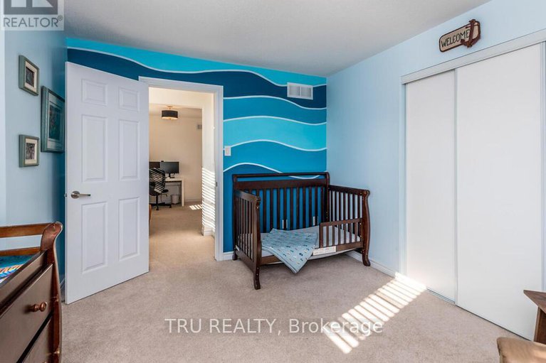 29052301/2757-grand-canal-street/half-moon-bay/ottawa/ontario/K2J0S7_25