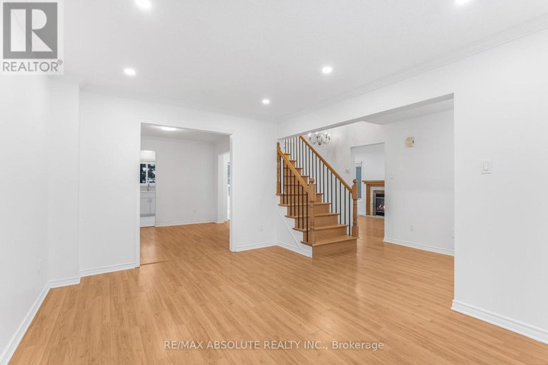 29194592/876-clearcrest-crescent/fallingbrookridgemount/ottawa/ontario/K4A3E6_17