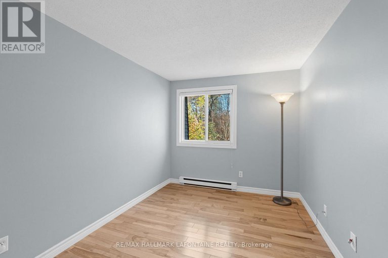 29055171/43-115-renova-private/riverview-park/ottawa/ontario/K1G4C7_25