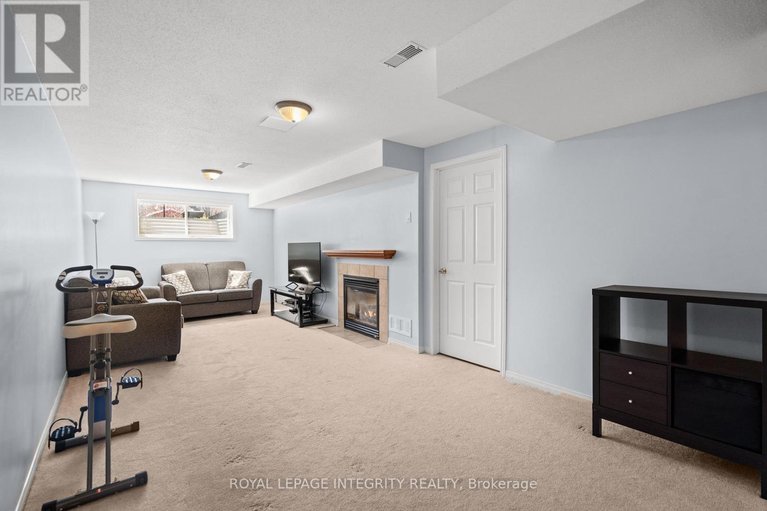 29642084/722-nakina-way/riverside-southgloucester-glen/ottawa/ontario/K1V2H9_24