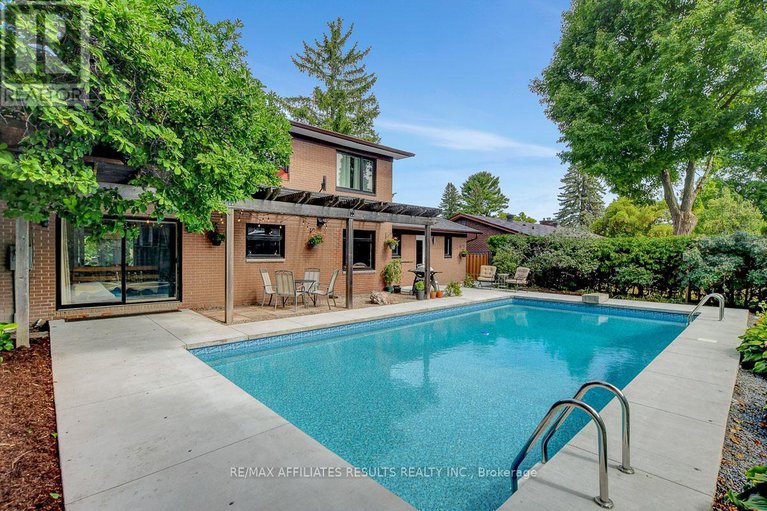 28809454/5-tiffany-crescent/beaverbrook/ottawa/ontario/K2K1W1_42
