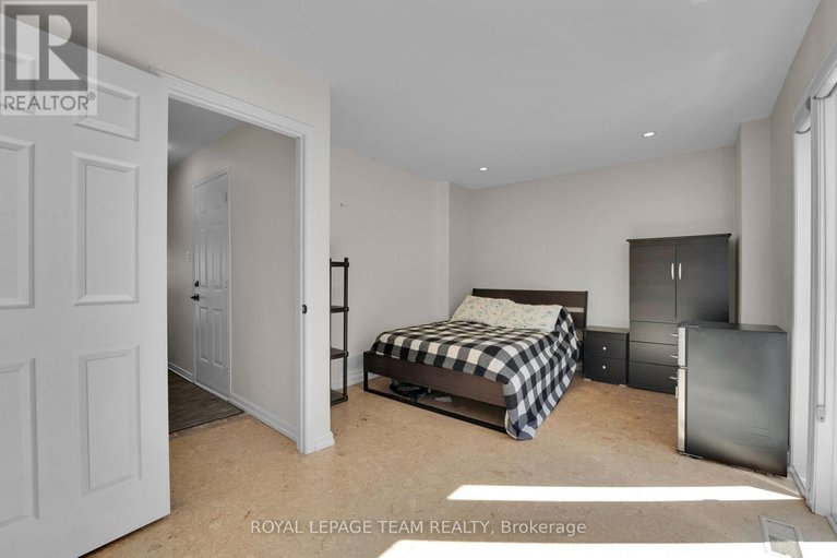 29665659/211-westvalley-private/brookfield-gardens/ottawa/ontario/K1V2B3_6