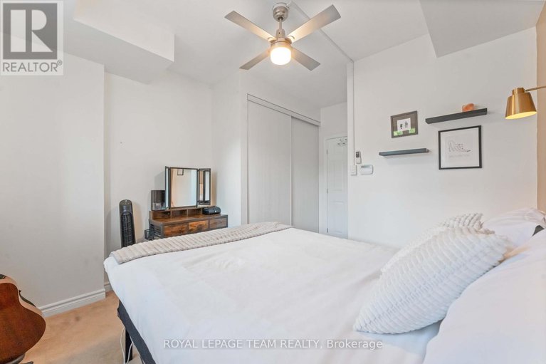 28720848/a-97-crestway-drive/barrhaven-east/ottawa/ontario/K2G7C6_24
