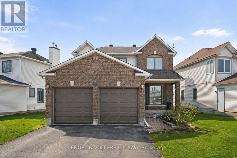 29678432/17-hunterswood-crescent/hunt-club-park/ottawa/ontario/K1G5V1_1