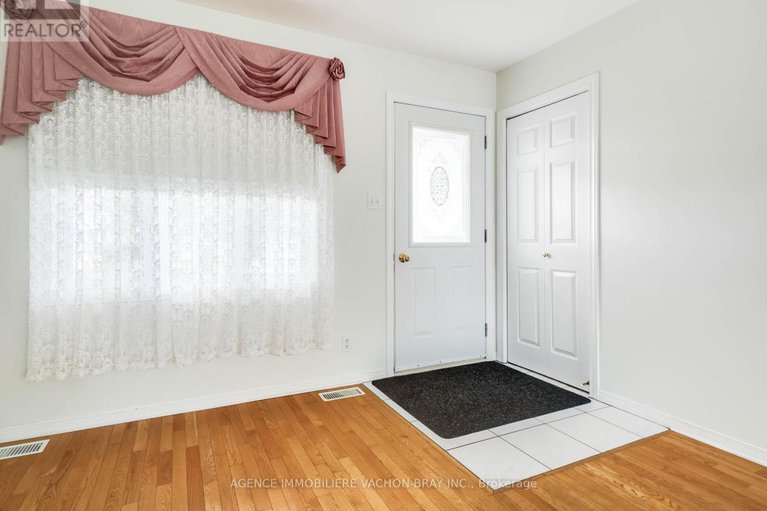 28708215/53-sandfield-avenue-n/alexandria/north-glengarry/ontario/K0C1A0_10
