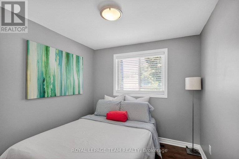 28916021/1e-seyton-drive/westcliffe-estates/ottawa/ontario/K2H8Y5_33